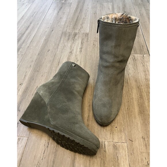 Calvin Klein Jeans Suede Tan Side Zip Wedge Heel Ankle Boots . Size 8 - Picture 2 of 7